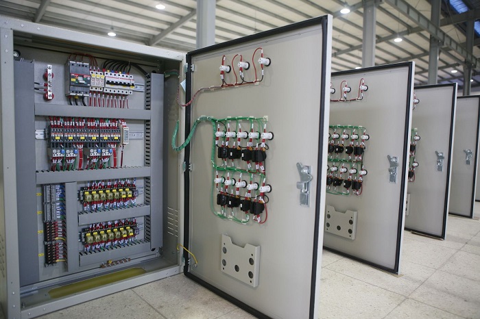 quy trình lắp đặt tủ điện công nghiệp